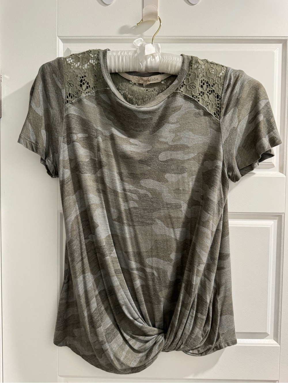 Rewind Olive Camo Lace-Shoulder Twist Front Tee